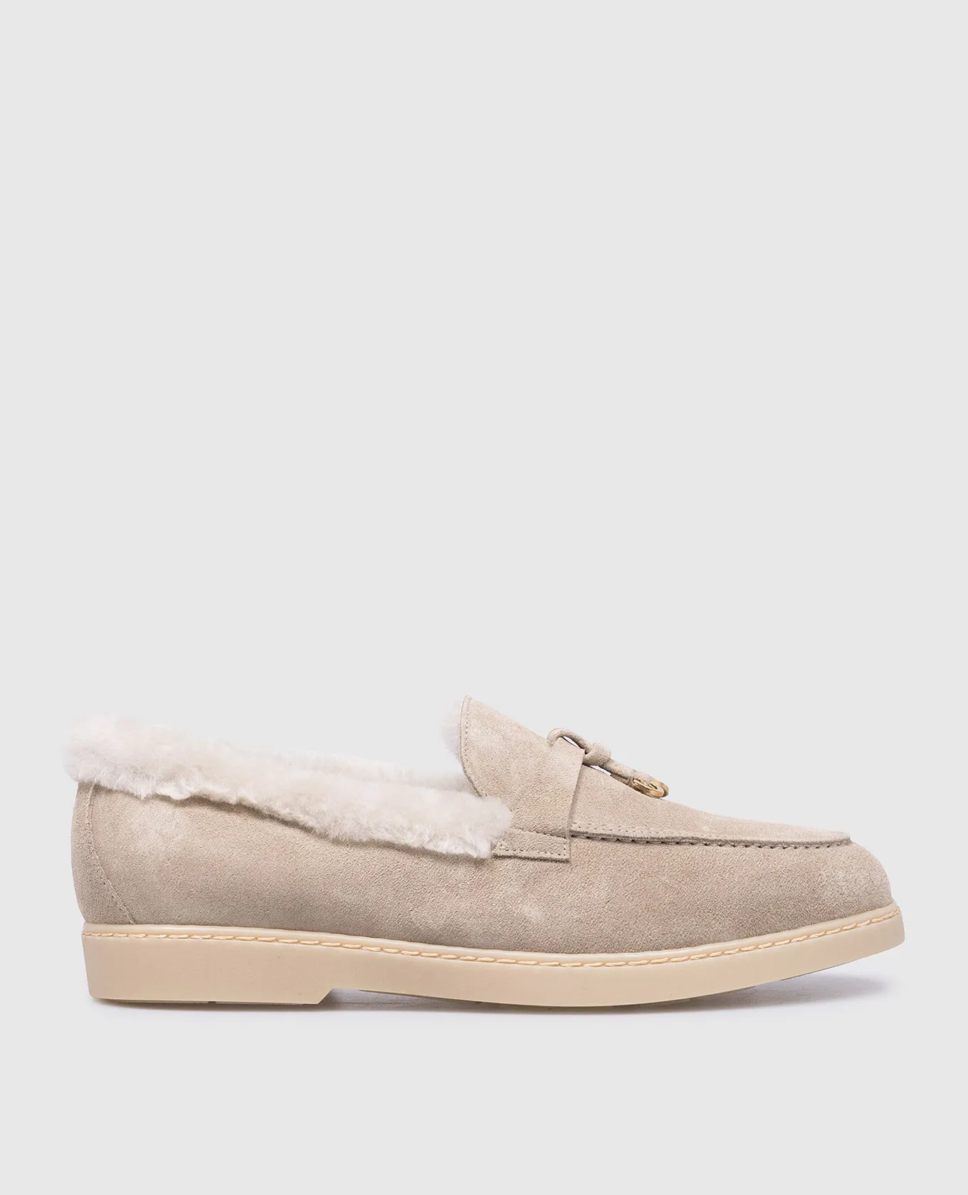 Doucal's Beige suede loafers with fur
